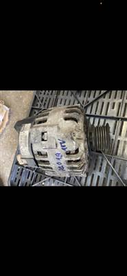 Volkswagen Polo 1.4 037 903 025 T generátor posta 