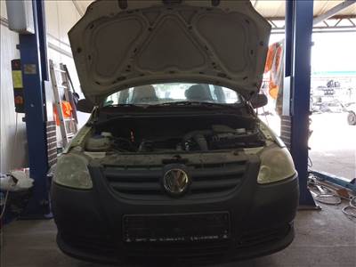 Volkswagen Fox bontott alkatrészei