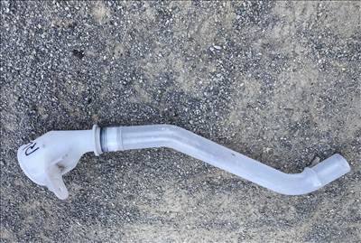 Toyota RAV4 (XA50) ablakmosó tartály töltőcső