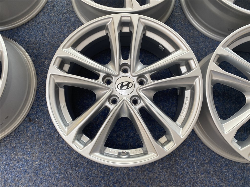 (3654) Hyundai 17 alufelni felni, 5x114,3, Tucson i30 i40 5. kép