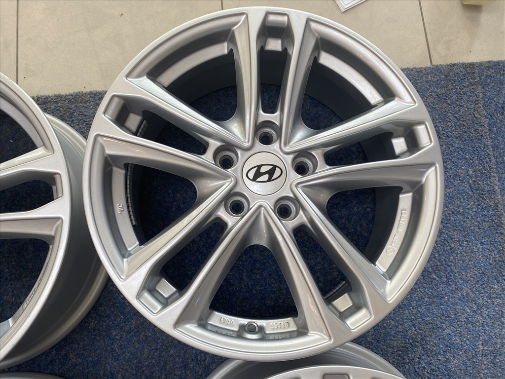 (3654) Hyundai 17 alufelni felni, 5x114,3, Tucson i30 i40 6. kép