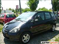 Eladó Honda Jazz 1.2i (1246 cm³, 78 PS)