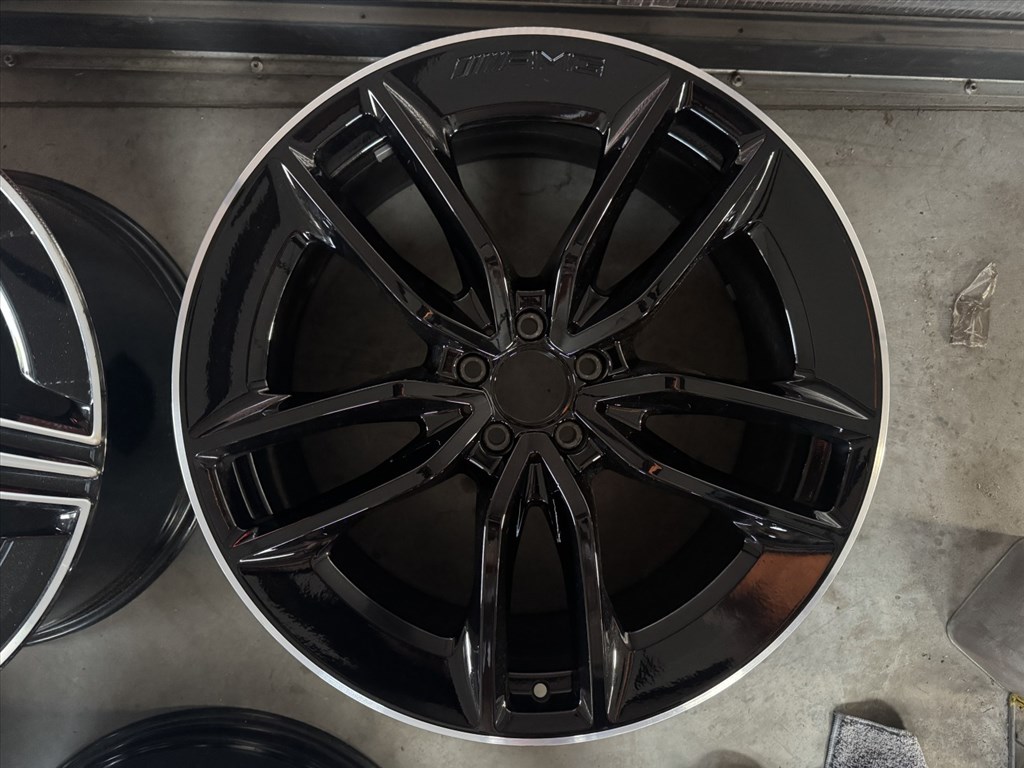 R22 Original Mercedes 10J ET56,1 A167 401 3600 A1674013600  1db felni 1. kép