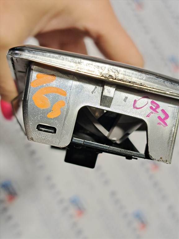 BMW E46 M-es kristály belsõ beltér lámpa világítás - karcos 6. kép