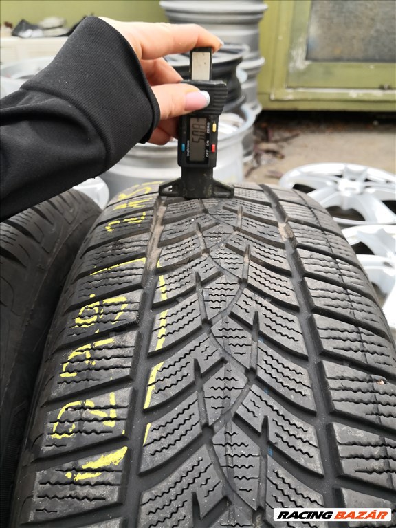 215/65 R17 Goodyear téli gumi 40000ft a 4db/279/ 4. kép