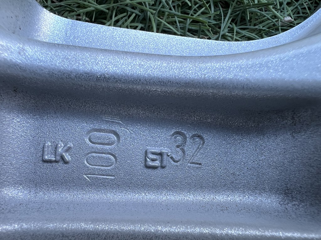 5x100 14" Dezent alufelni 5,5Jx14h2 ET32 8. kép