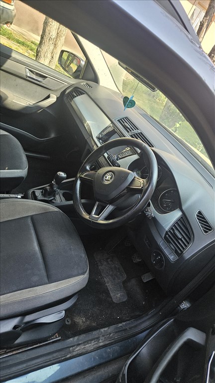 Skoda Fabia III bontott alkatrészei 2. kép