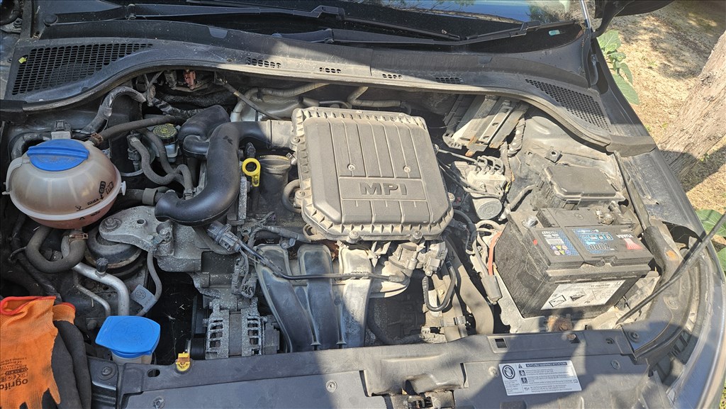 Skoda Fabia III bontott alkatrészei 3. kép