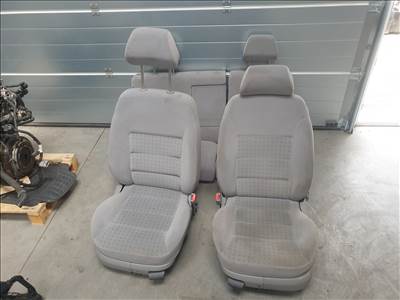 Volkswagen Golf IV ülés szett, plüss, légzsákos /5 ajtós/ (22325)