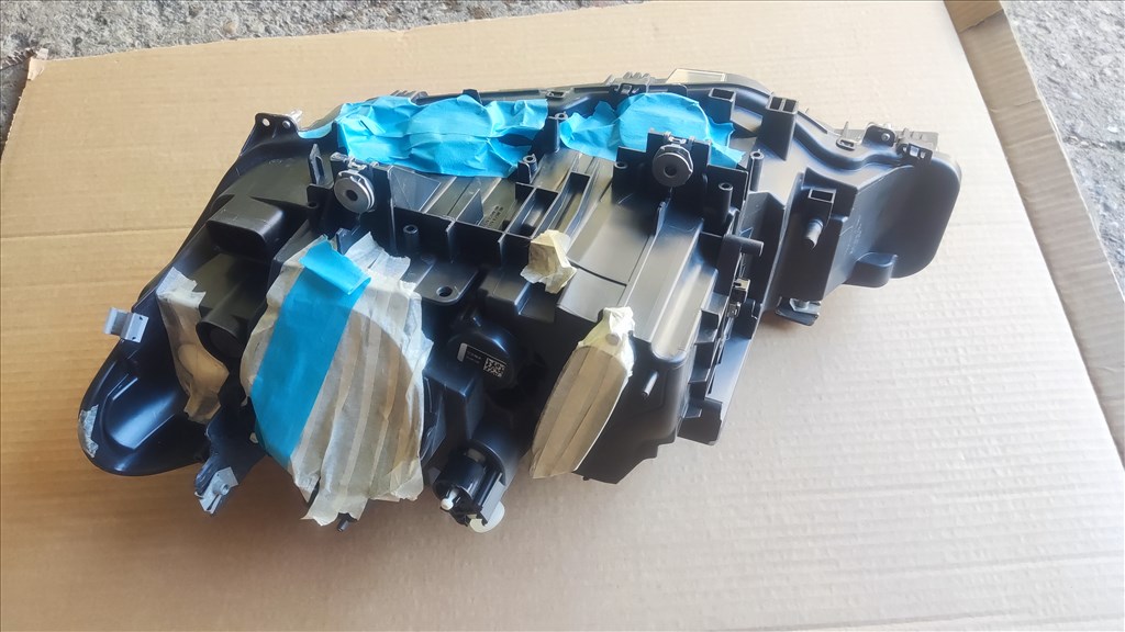 BMW 3-as sorozat F30 F30 kanyarkövető xenon fényszóró  3. kép