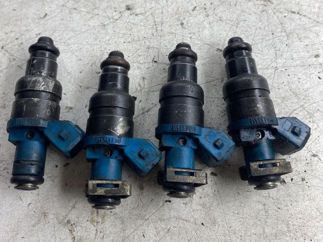 AUDI A4 B5 Porlasztó Sor / Híd 1. kép