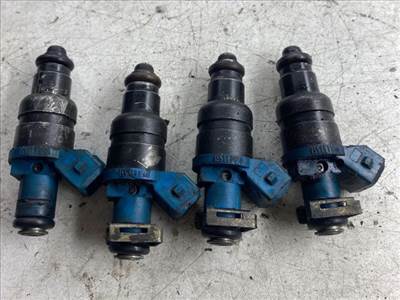 AUDI A4 B5 Porlasztó Sor / Híd