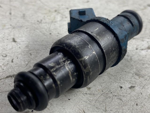 AUDI A4 B5 Porlasztó Sor / Híd 4. kép