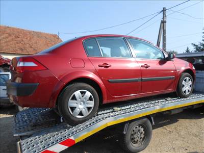 Renault MEGANE II lépcsőshátú (LM0/1) 1.4 jobb hátsó fix üveg