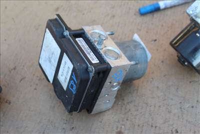 Audi A4  2004-2007 ABS kocka (189) 8e0614517at