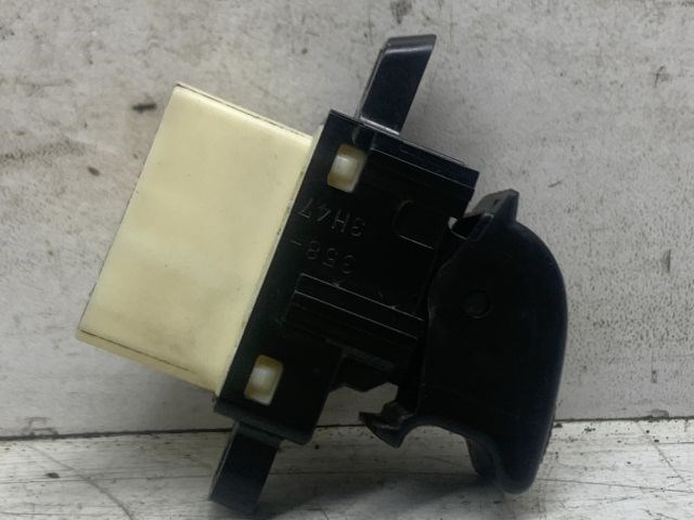 MAZDA PREMACY Jobb első Ablakemelő Kapcsoló 5. kép