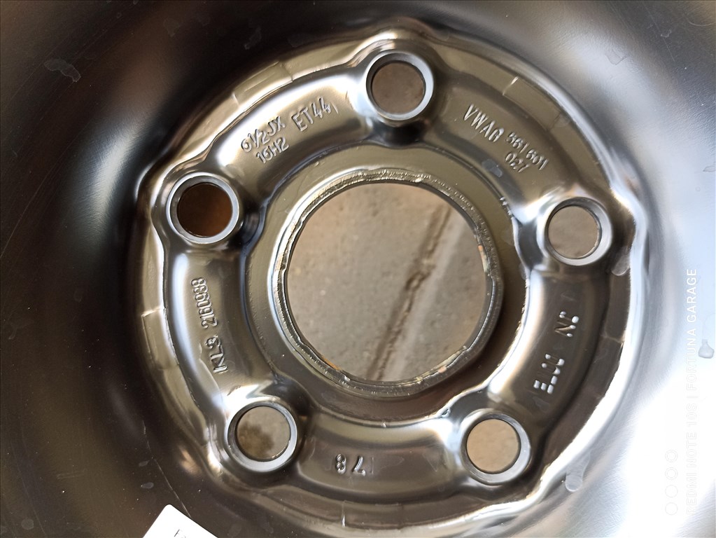 5x112 16" Volkswagen újszerű lemezfelni garnitúra dísztárcsával (626) 4. kép