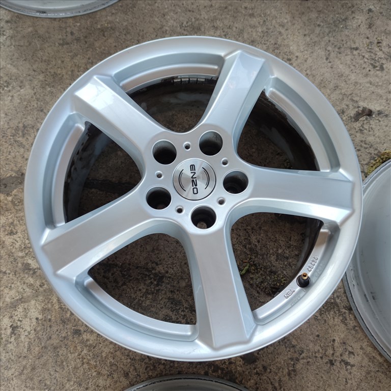 5x114,3 17 toyota hyundai mazda kia alufelni 118000ft a 4db/104/ 1. kép