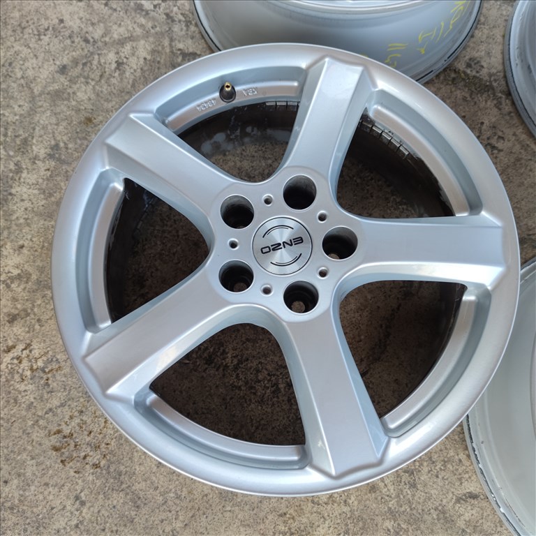 5x114,3 17 toyota hyundai mazda kia alufelni 118000ft a 4db/104/ 3. kép