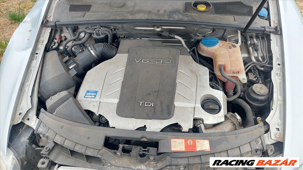 Audi A6 4F 3.0 V6 Tdi Quatro bontott alkatrészek  2. kép