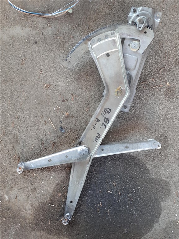 Opel Astra F 1998 , 5 ajtós manuális bal első ablakemelő mechanika  gm90360535 2. kép