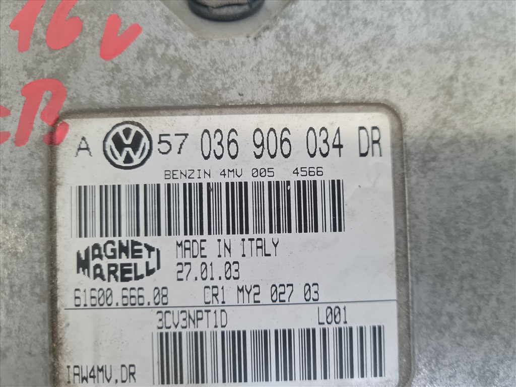 Volkswagen Golf IV 1.6 16V BCB motorvezérlő (20758) 036903034cr 2. kép