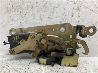 SMART FORTWO Jobb első Ajtózár