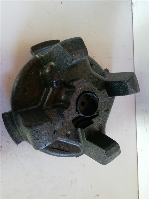 181588 Alfa Romeo 159 2005-2011 Emelő, tartóval kerékanya kulccsal 60687705 2. kép