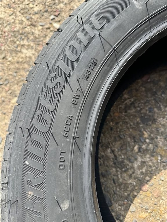 Bridgestone Duravis 215/60 R17 C 5 db nyárigumik 4. kép