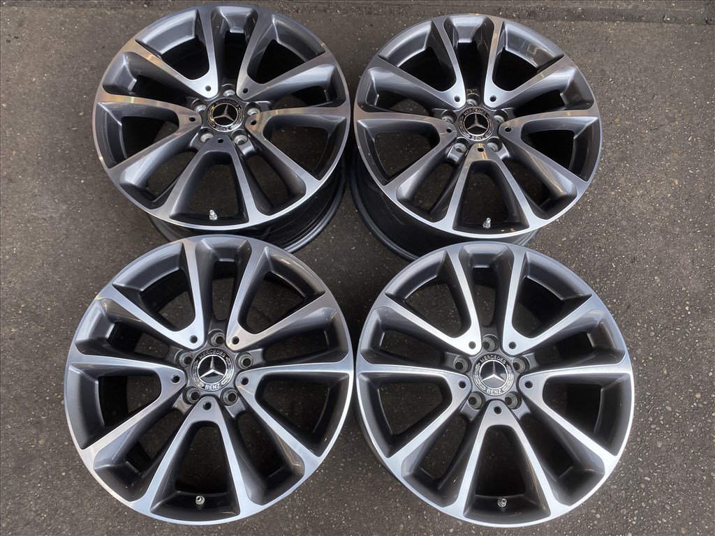 4db gyári 18" Mercedes-Benz E213 alufelni. (3911) 1. kép