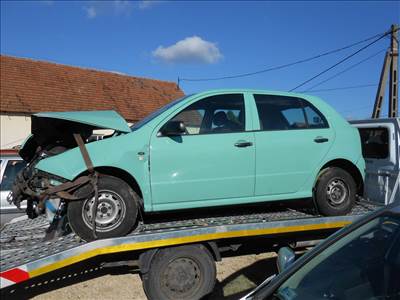 Skoda FABIA I (6Y2) 1.0 vonószem