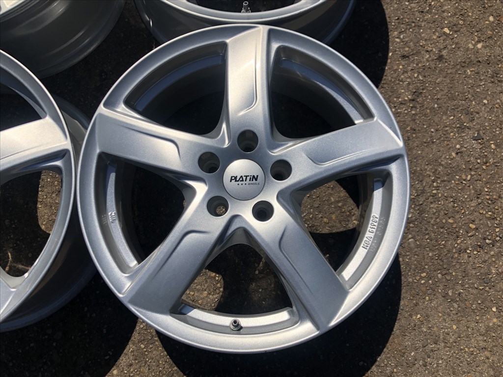4db Platin 17" Ford - Volvo alufelni. (3950) 2. kép