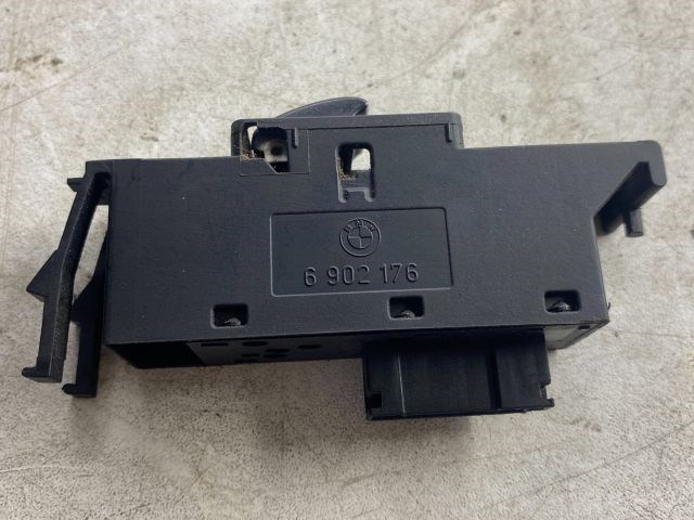 BMW 3 E46 Jobb első Ablakemelő Kapcsoló 3. kép