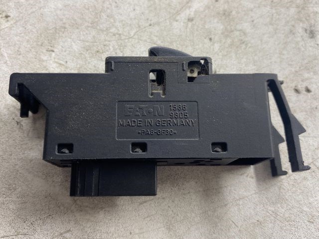 BMW 3 E46 Jobb első Ablakemelő Kapcsoló 4. kép