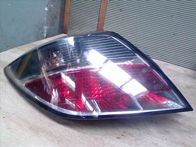OPEL ASTRA H 04-10 Bal hátsó lámpa