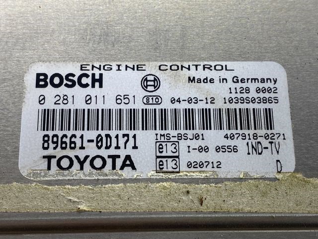TOYOTA YARIS Motorvezérlő 3. kép