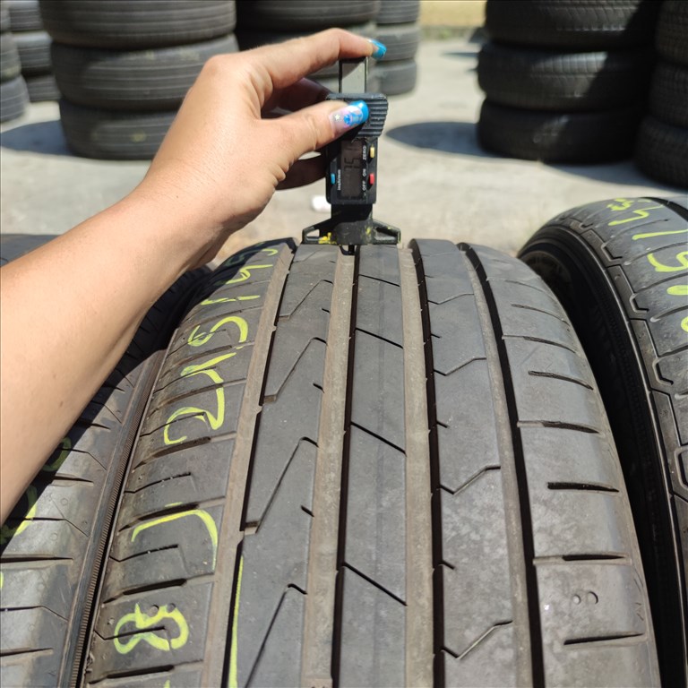 215/45 R18 Hankook nyári gumi 84000ft a 4db/28/ 1. kép