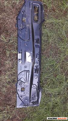 Toyota Auris (E180) hátfal  5830702320