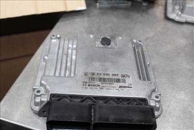 Opel Insignia 2008-2013 A20DTH motorvezérlő 55585024