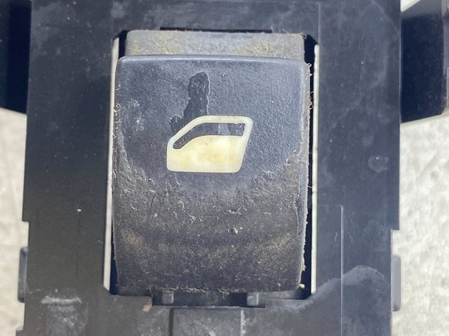 CITROËN C4 Jobb első Ablakemelő Kapcsoló 5. kép