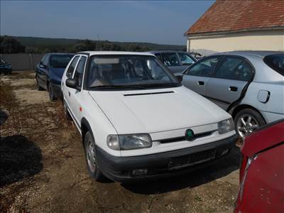 Skoda FELICIA I (6U1) 1.3 bal kormánykapcsoló