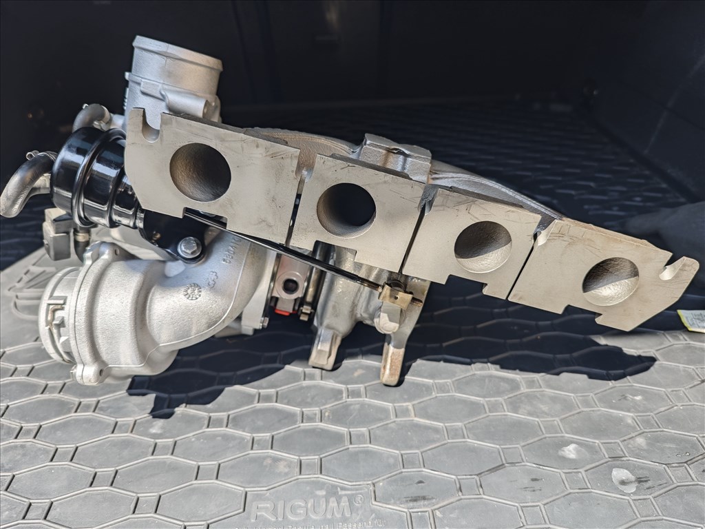 Seat León II, Audi A3 (8P), Volkswagen Golf V, Skoda Octavia II 2.0 TFSi K04-0064 turbó eladó! 3. kép