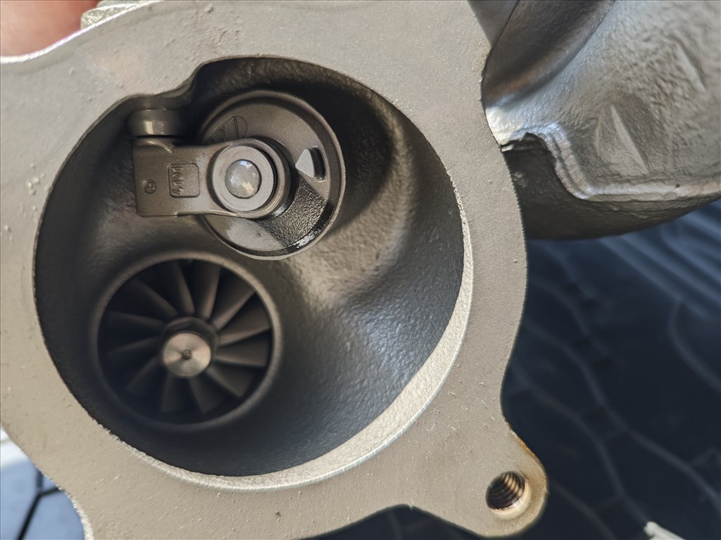 Seat León II, Audi A3 (8P), Volkswagen Golf V, Skoda Octavia II 2.0 TFSi K04-0064 turbó eladó! 6. kép