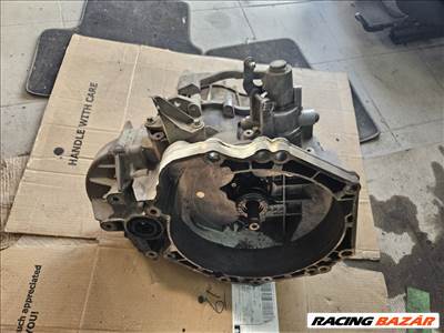 Opel Zafira C 1.4 turbó Váltó M32 6 Sebességes