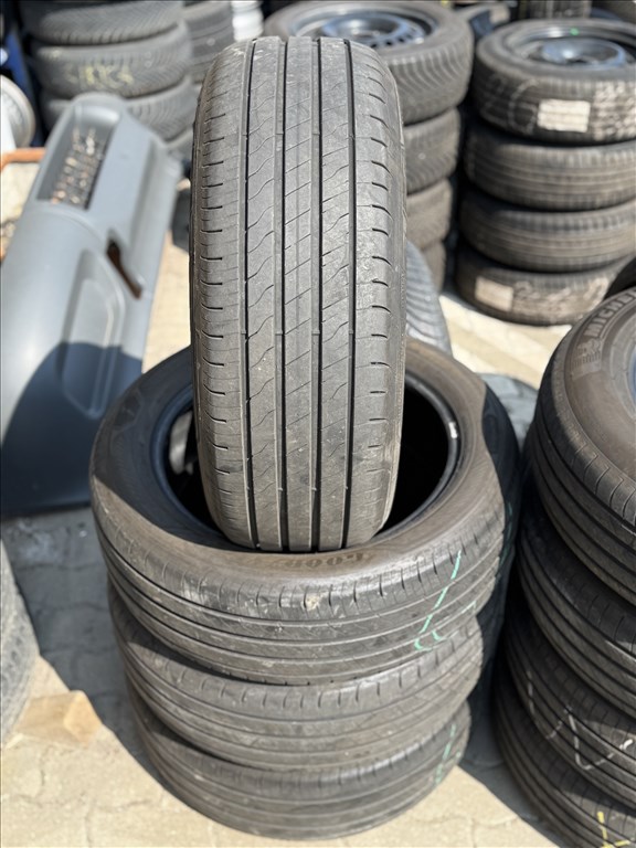 235/55 R19 Goodyear Efficient grip 2 SUV 105V l DOT0322 l 6,5mm l 2db 1. kép