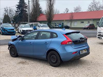 Bontásra: Volvo V40 kalaptartó  d4162t3