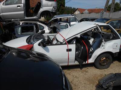 Suzuki SWIFT II FERDEHÁTÚ (EA_MA) 1.3  bal fényszóró