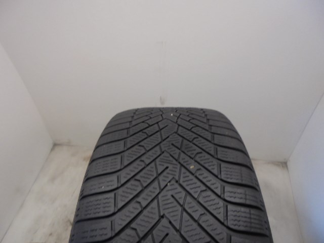 Pirelli Scorpion Winter 2 255/45 R20  1. kép