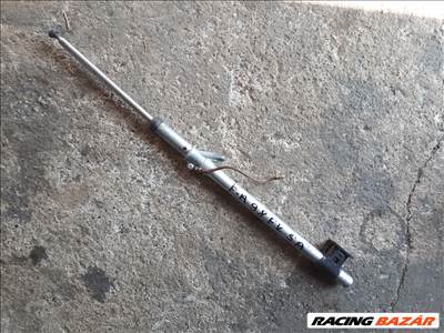 Opel Astra F 1998, 5 ajtós antenna (hátsó sárvédő )
