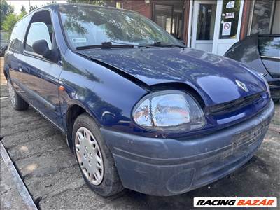 Renault Clio II 1.2i bontott alkatrészei